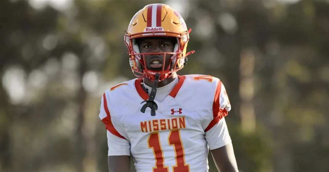 2028 CB Jordan Hicks sets return visit Miami, reuniting with former teammate