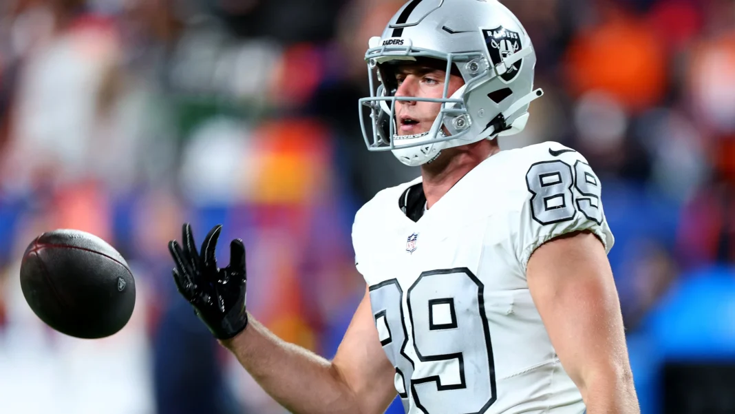 Raiders TE Brock Bowers 2nd-fastest ever to reach career yards milestone