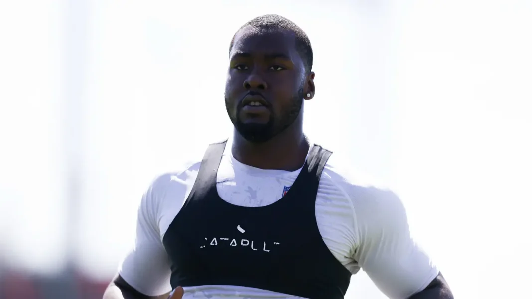 49ers Defensive End Mykel Williams Suffers Another Knee Injury