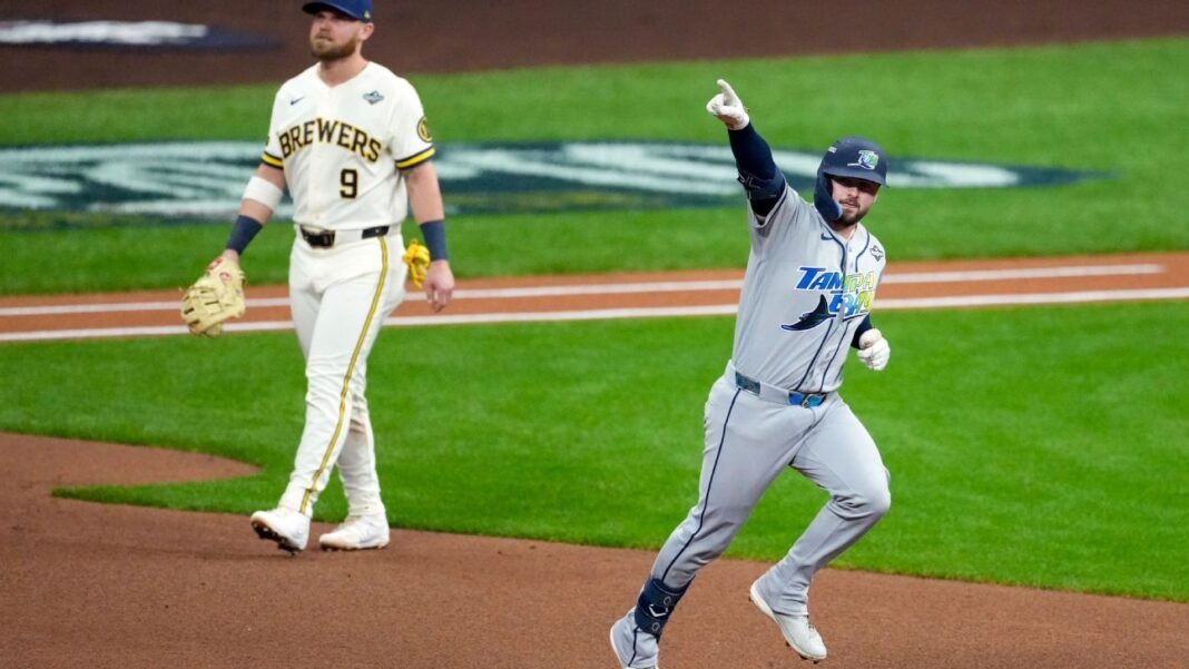 Live updates from Rays-Brewers World Series Game 2
