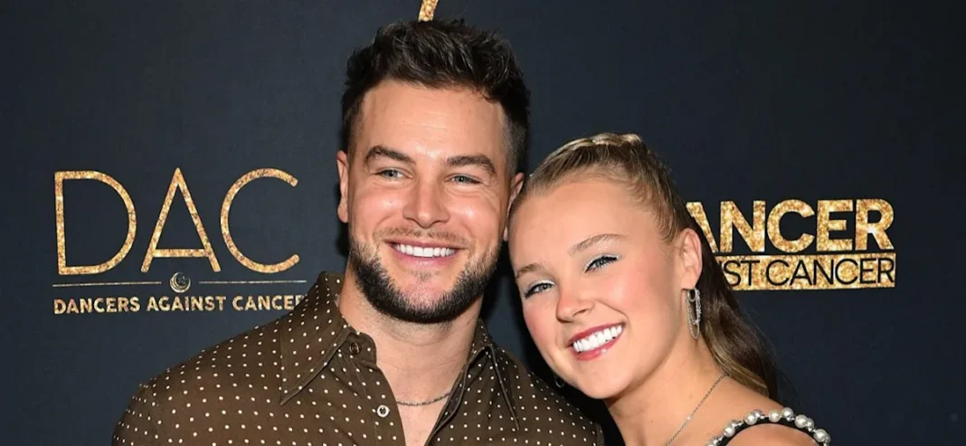 JoJo Siwa Reveals ‘Dream’ Engagement Ring She And BF Chris Hughes Agree On